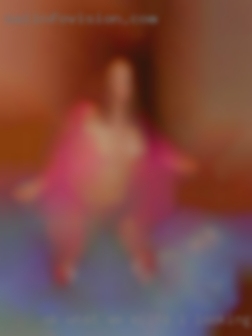 Ok what am milfs I looking for.